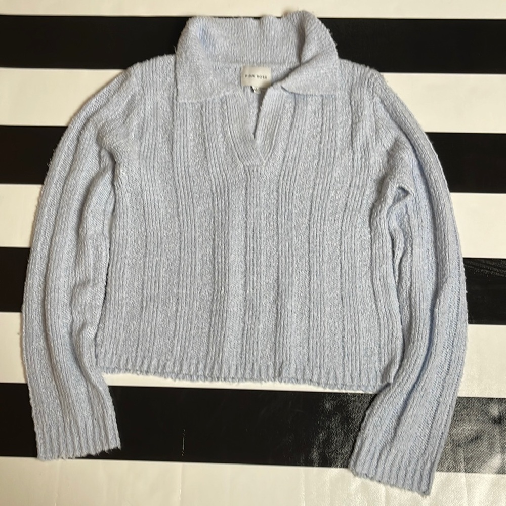 NEW BLUE V NECK PULLOVER